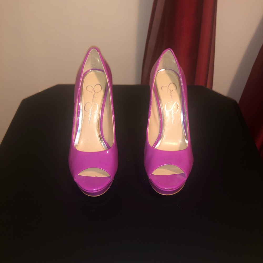 Magenta Pumps